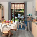 Residence Domaso Apart Otel 3*