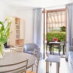 Residence Domaso Apart Otel 3*