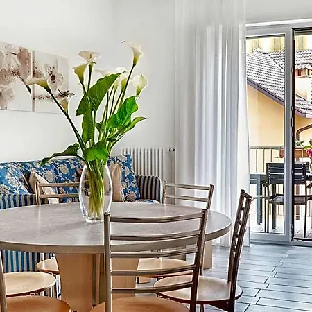Residence Domaso דומאסו