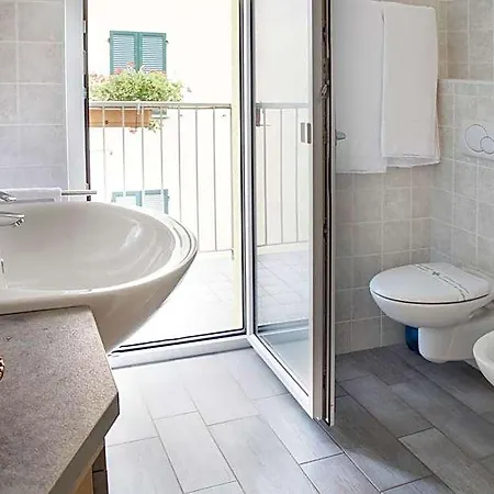 Residence Domaso Апарт-отель Домазо