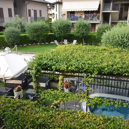 Aparthotel Residence Domaso 3*