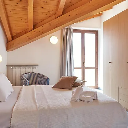 Residence Domaso Hotel apartamentowy 3*