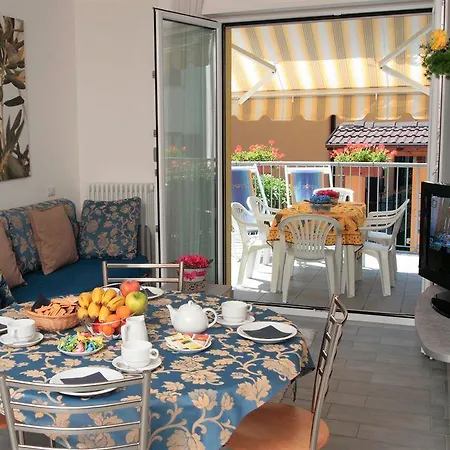 Residence Domaso דומאסו