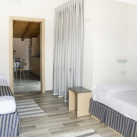 מלון דירות Residence Domaso דומאסו