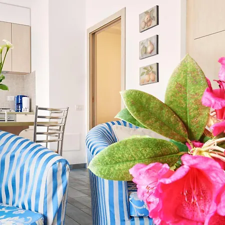 Residence Domaso מלון דירות דומאסו