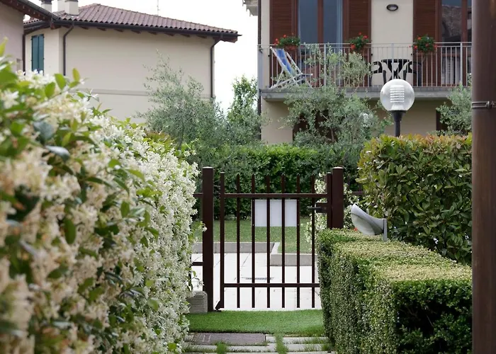 Aparthotel Residence Domaso 3*